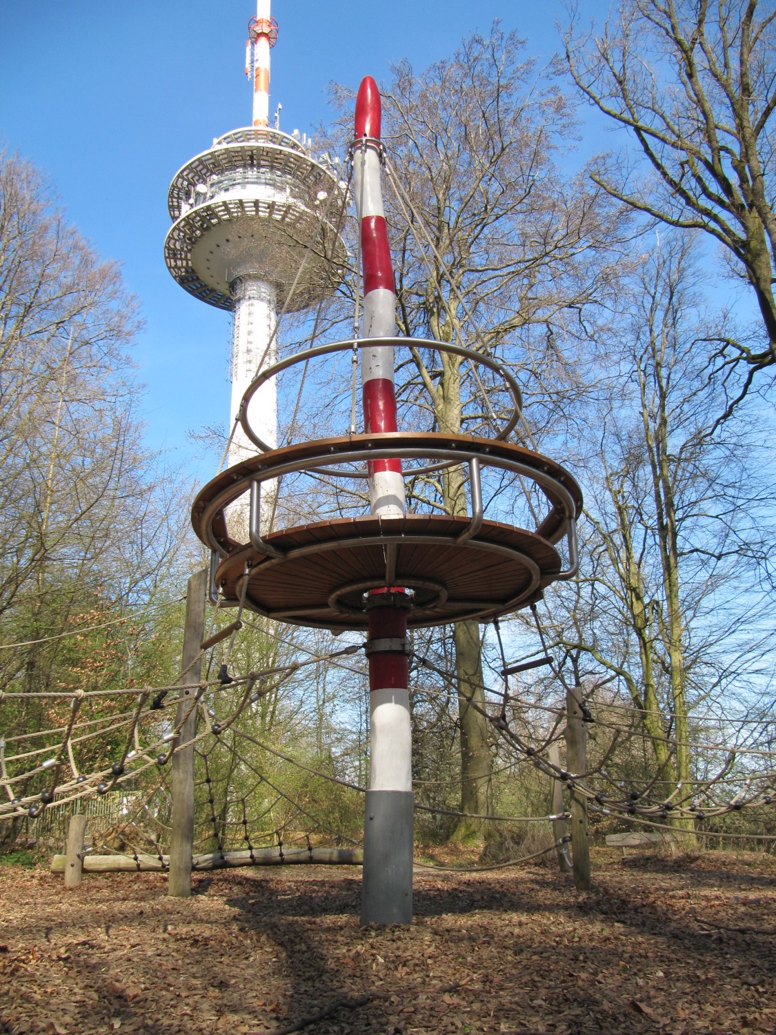 Waldspielplatz beim Funkturm Grünwettersbach